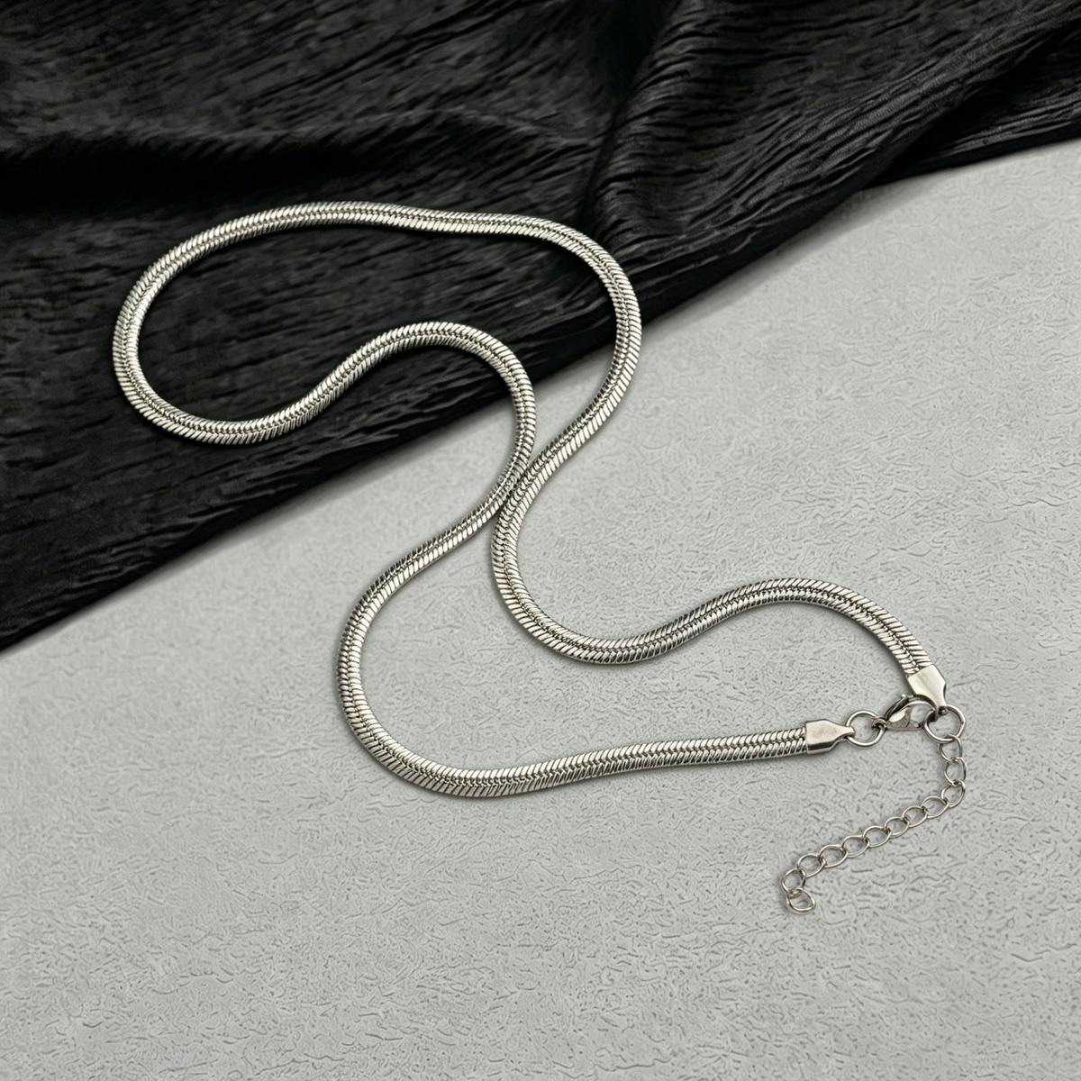 Tight Link Cuban Chain / Encrypted Tightly Woven Chain
