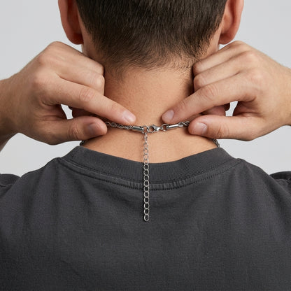 Twisted Chain Necklace